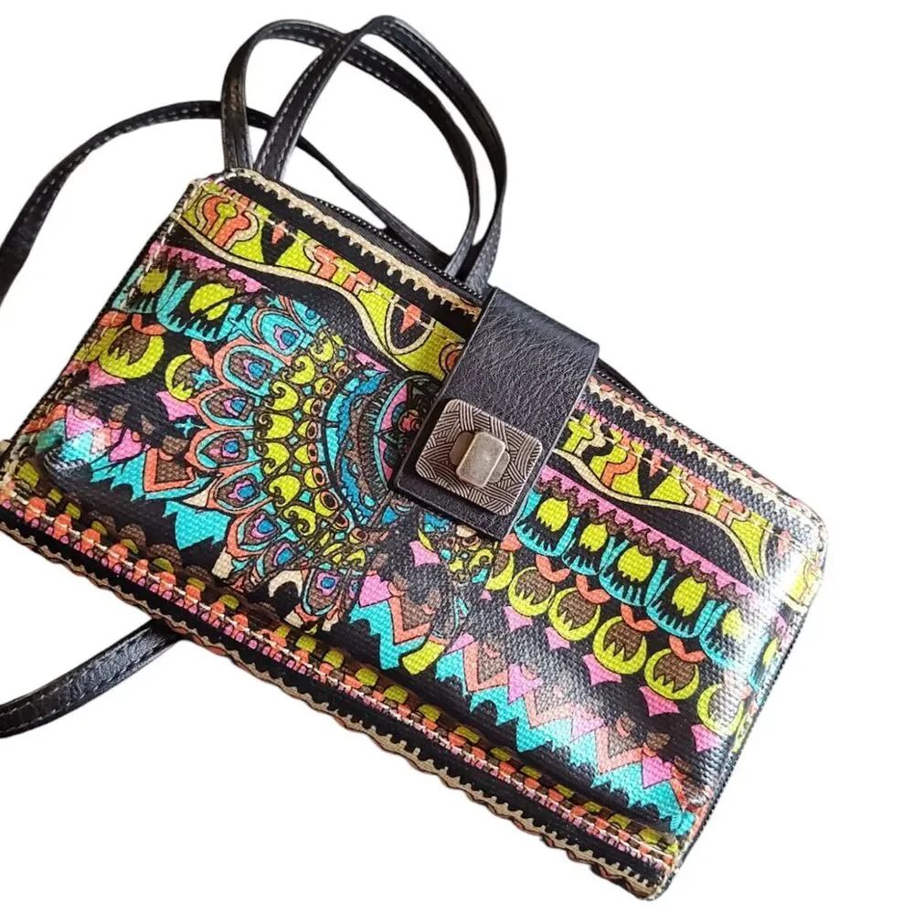 SAKROOTS Women's Artist Circle Smartphone Crossbody